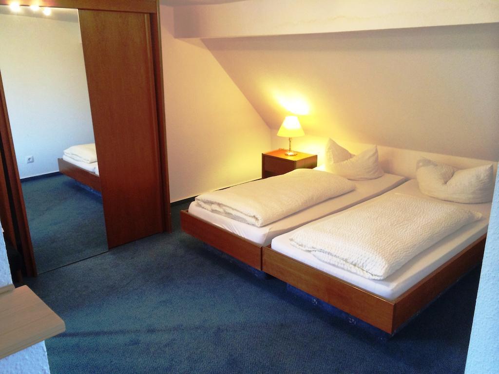 Pension Sanssouci Потсдам Номер фото
